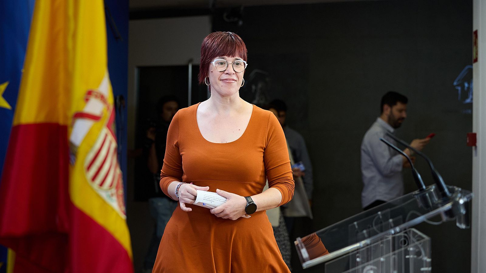 Compromís consuma su escisión en el Congreso, con una diputada en el Mixto y otro en Sumar