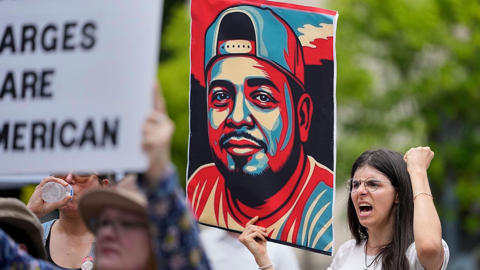 Kilmar Ábrego García, el salvadoreño deportado por error, denuncia torturas en la megacárcel de El Salvador