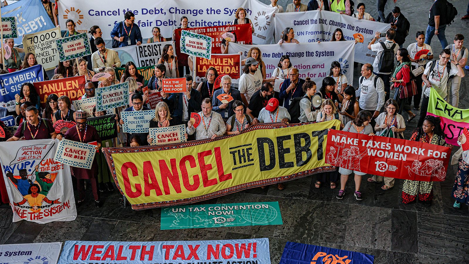 La cumbre de la ONU cierra con un acuerdo descafeinado que no convence a la sociedad civil