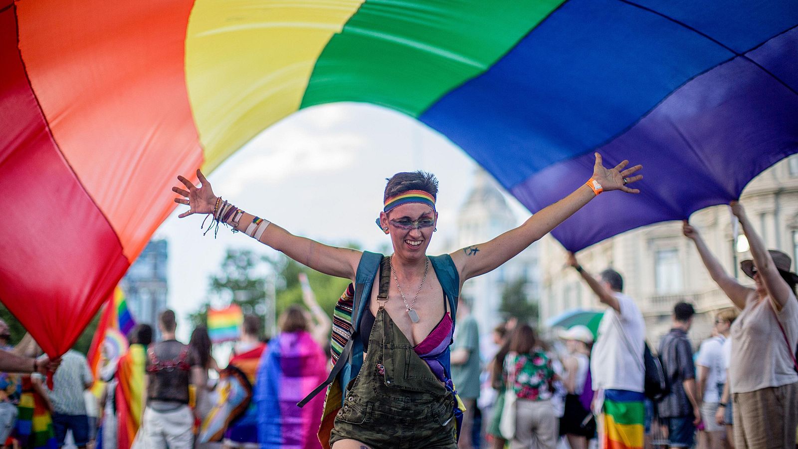 Desfile Orgullo 2025 en Madrid: hora, donde ver en TV y recorrido