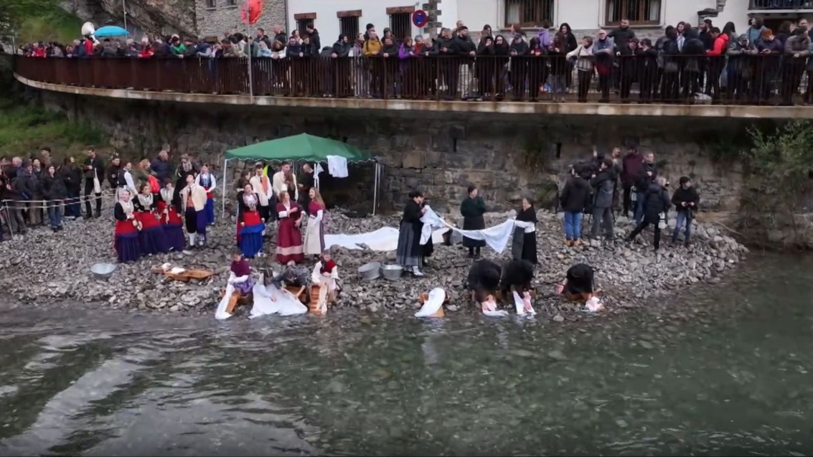 Quin poble és al darrere d'aquestes festes de 'Beatus Ille'?