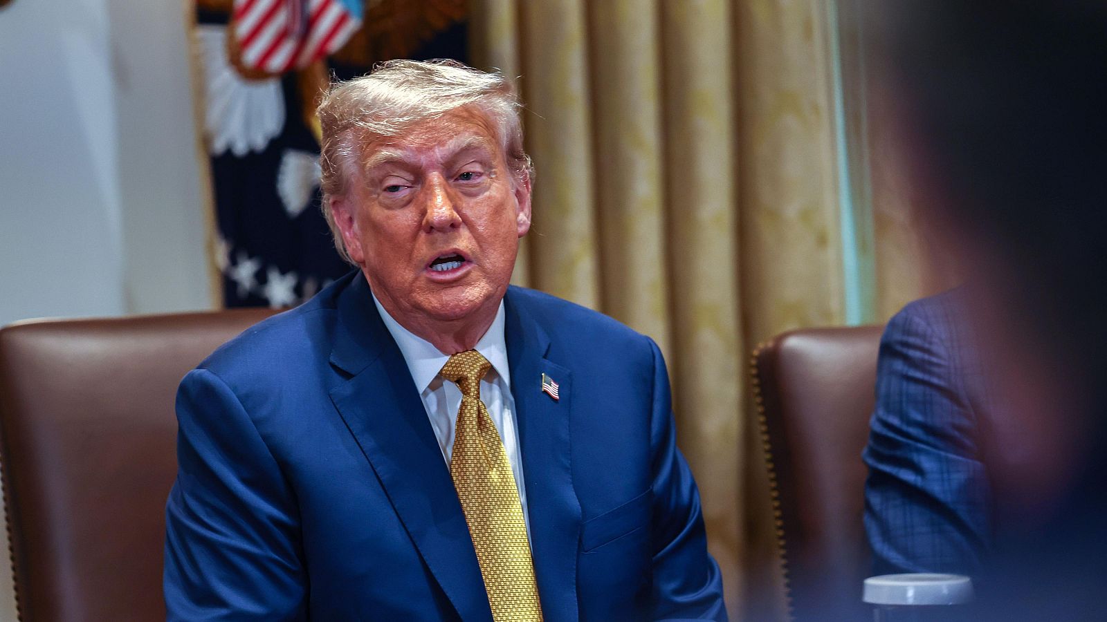 Trump avisa de que enviará "en un par de días" una carta a la UE para informar de nuevos aranceles