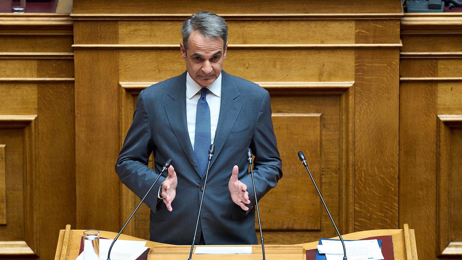 Grecia suspende durante tres meses la tramitación de solicitudes de asilo a inmigrantes del norte de África