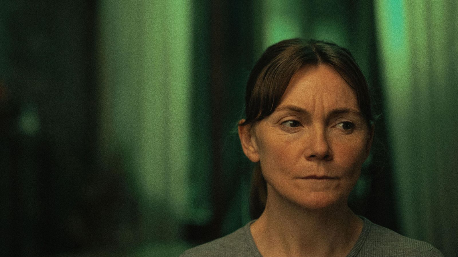 Nagore Aranburu se pone en la piel de Nerea, protagonista de la serie Zeru Ahoak