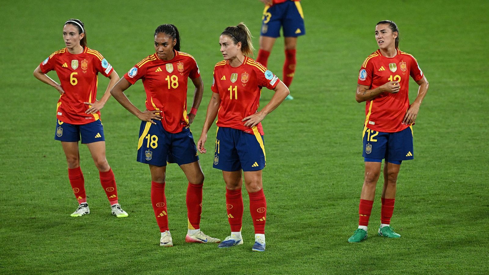 Aitana, Salma, Alexia y Patri Guijarro, jugadoras de España y del Barcelona