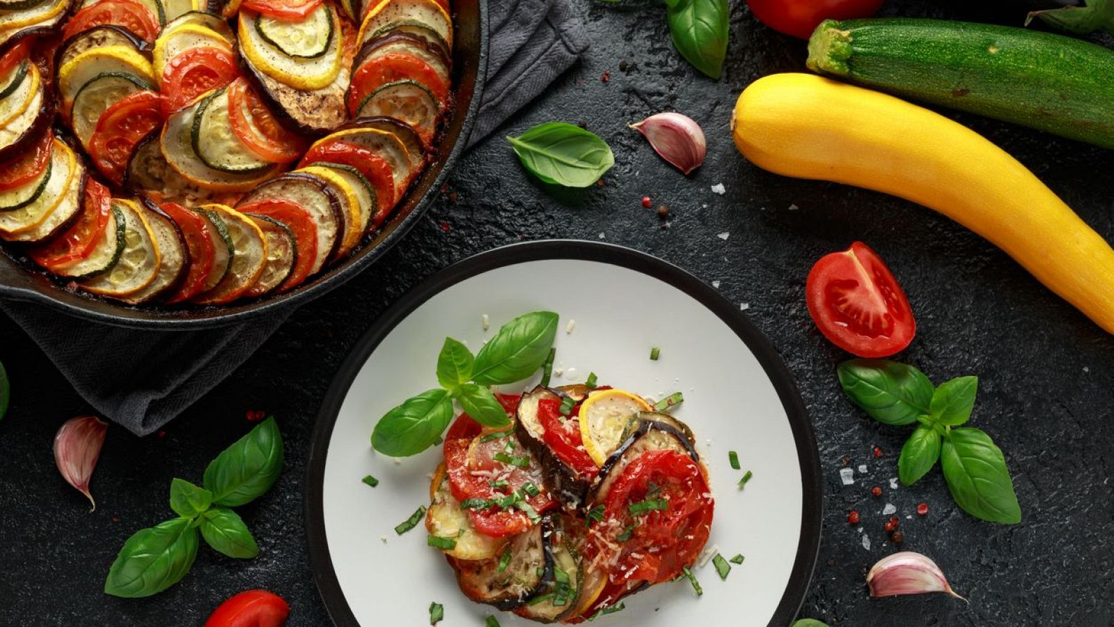 La ratatouille es un plato típico del verano de la Provenza que se puso de moda gracias a la película homónima de Pixar.