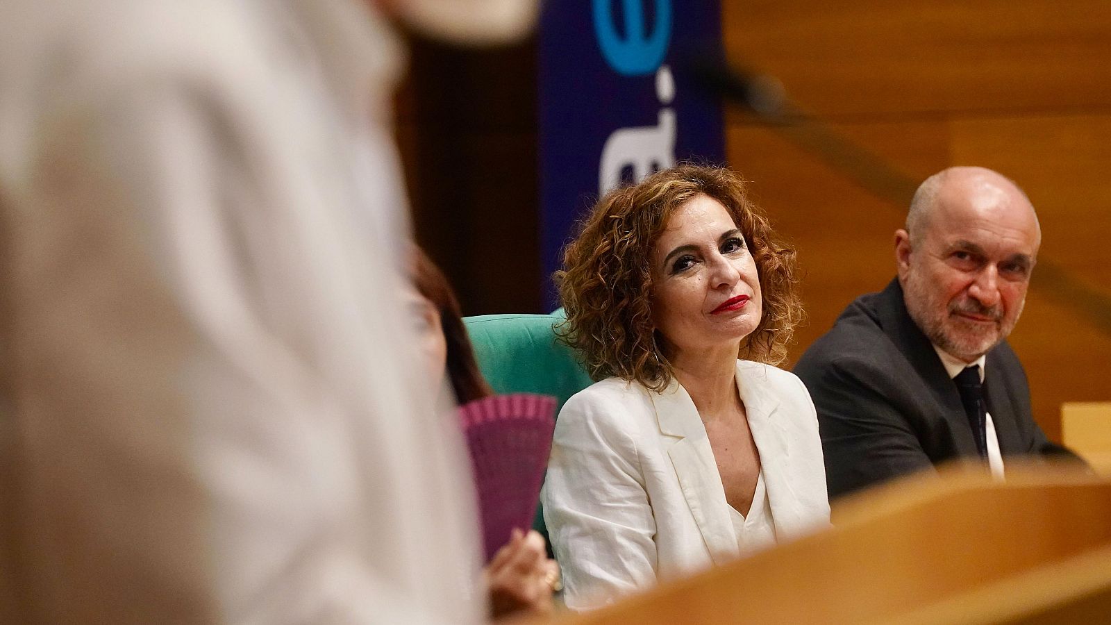 Montero niega "privilegios" en la financiación acordada con Cataluña y denuncia "bulos y declaraciones interesadas"