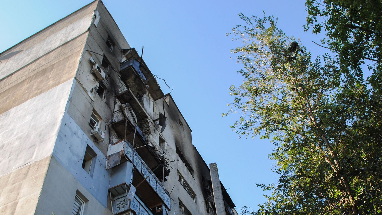 Edificio residencial en Odesa impactado por un dron ruso