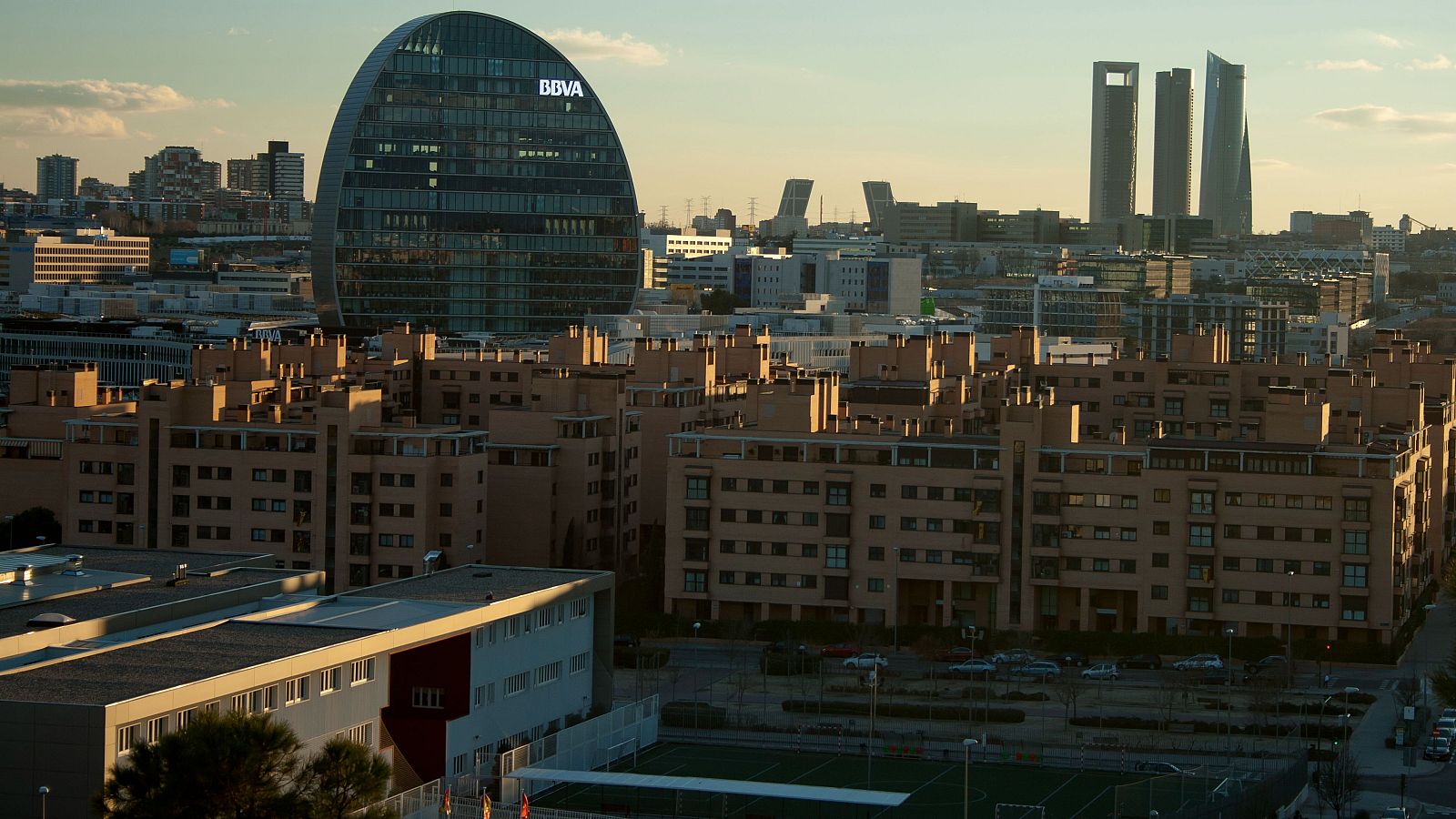 El BBVA retrasa el periodo de aceptación de la opa sobre el Sabadell hasta septiembre para contar con más información