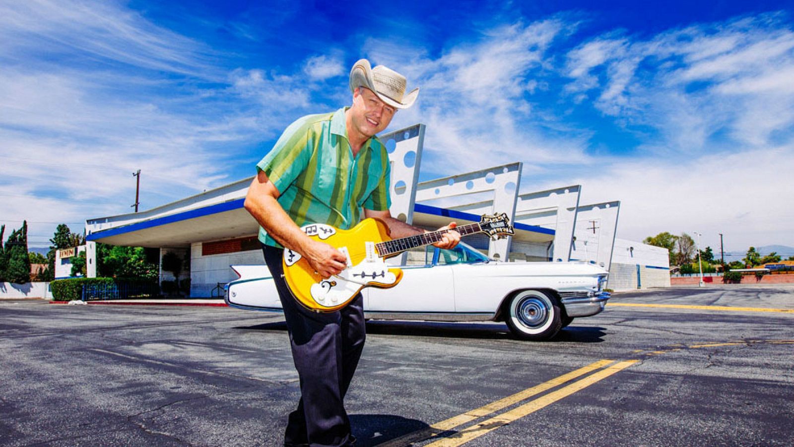 Deke Dickerson será uno de los invitados de El Sótano desde Rockin' Race Jamboree