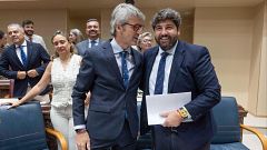 La Asamblea de Murcia aprueba los presupuestos autonómicos con los votos del PP y la abstención de Vox