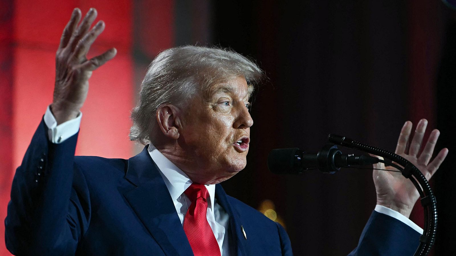 Trump sabía desde mayo que su nombre figuraba en los archivos de Epstein, según The Wall Street Journal