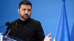 Zelenski rectifica y presenta una reforma para devolver la independencia de los organismos de anticorrupción ucranianos