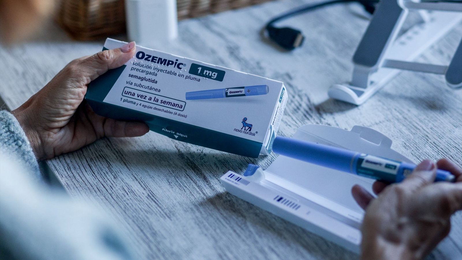 Novo Nordisk, fabricante de Ozempic y Wegovy, se hunde hasta un 30% en bolsa tras recortar su previsión de ventas