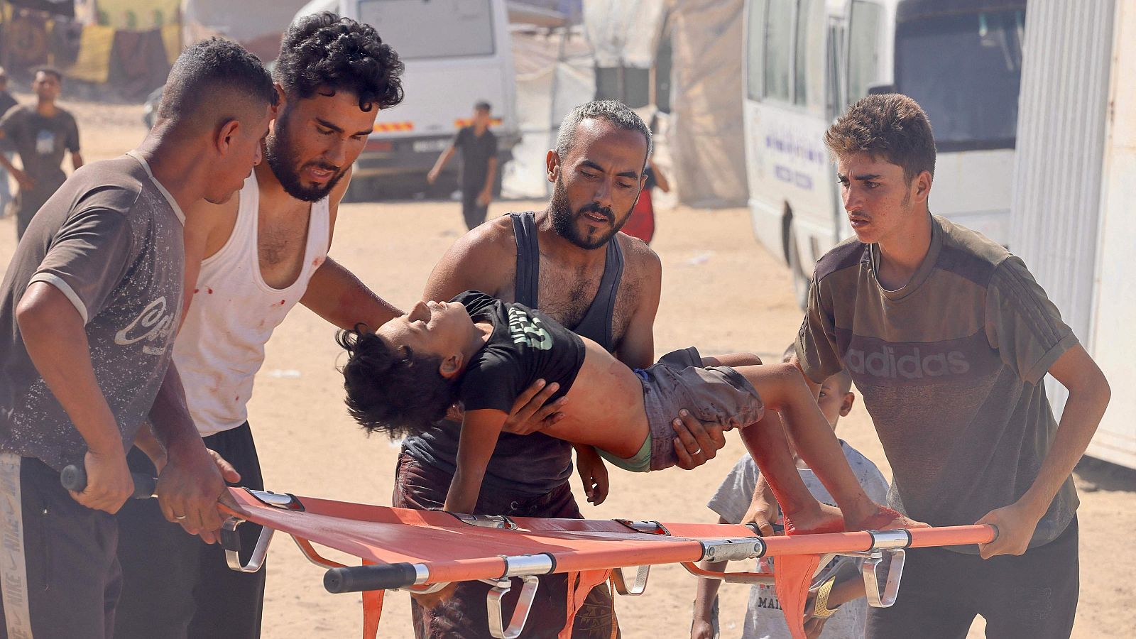 Israel mata a 11 palestinos en puntos de reparto de comida mientras se registran cuatro muertes más por hambre en Gaza