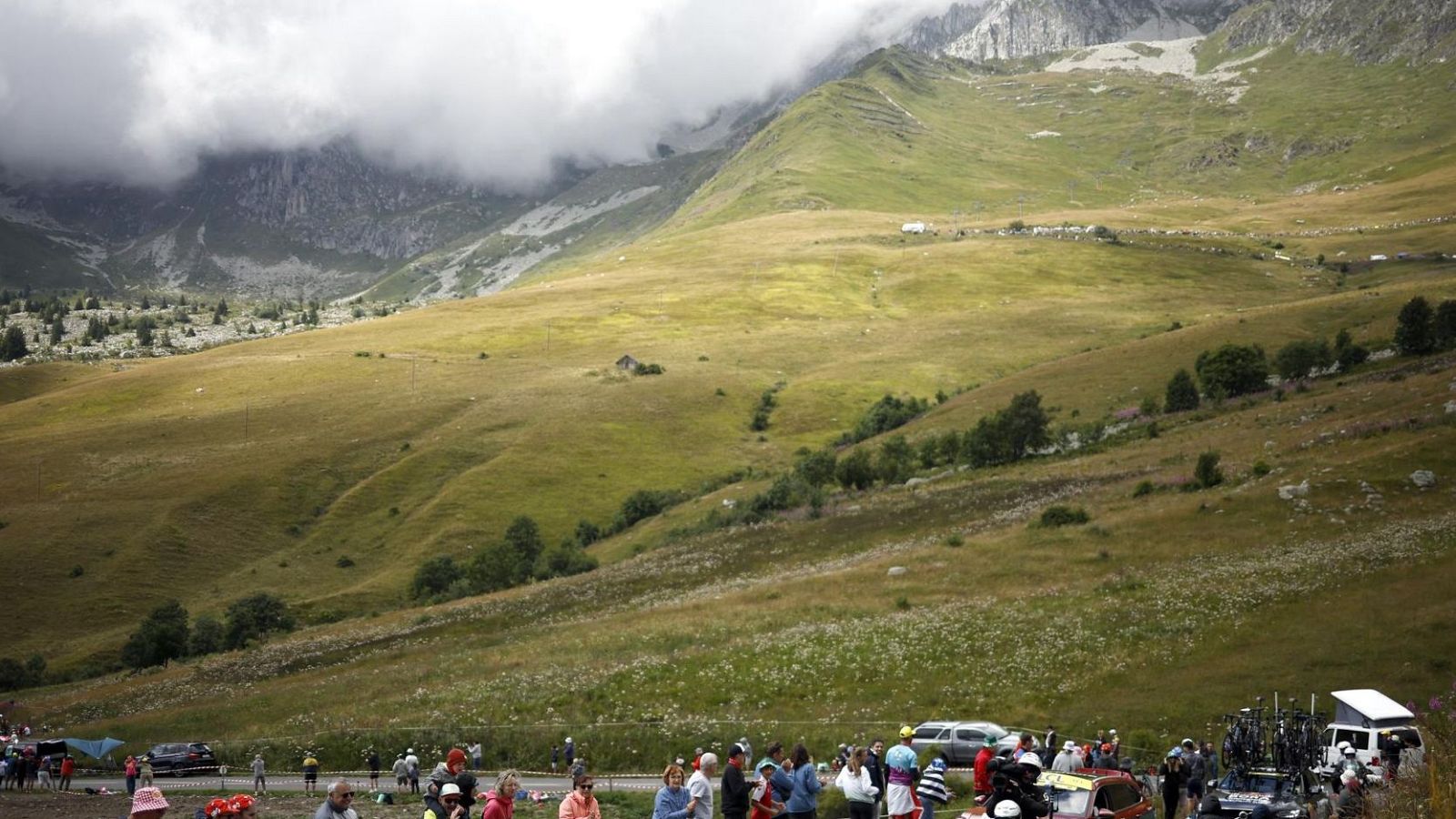 La Madeleine y Joux Plane se erigen en jueces del Tour de Francia femenino 2025