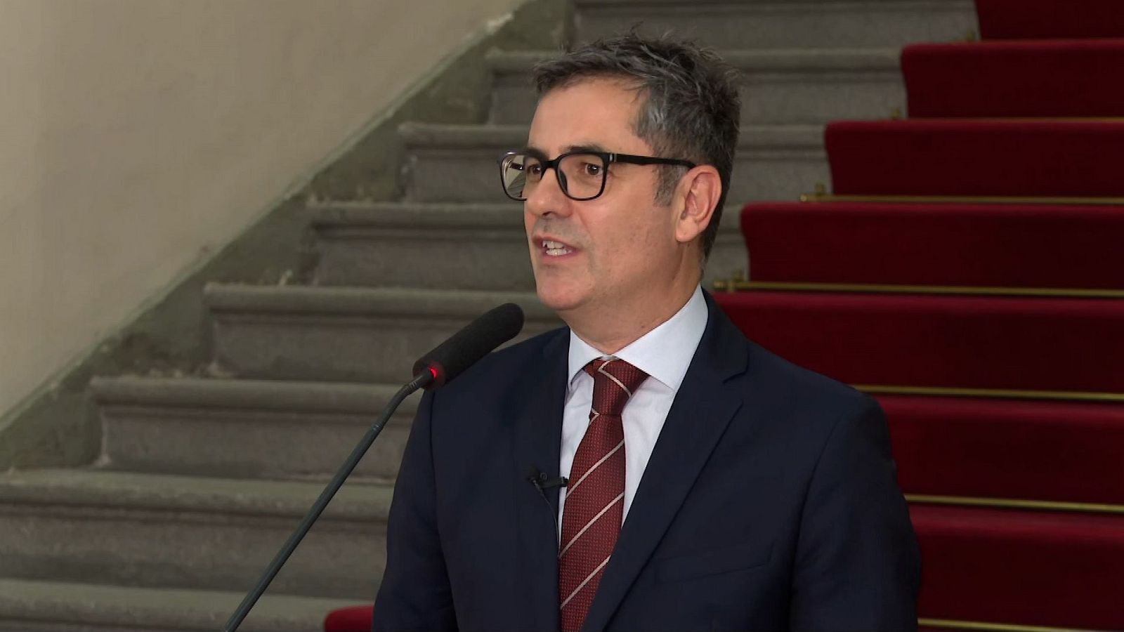 El ministro de Justicia, Félix Bolaños, atiende a los medios de comunicación (archivo)