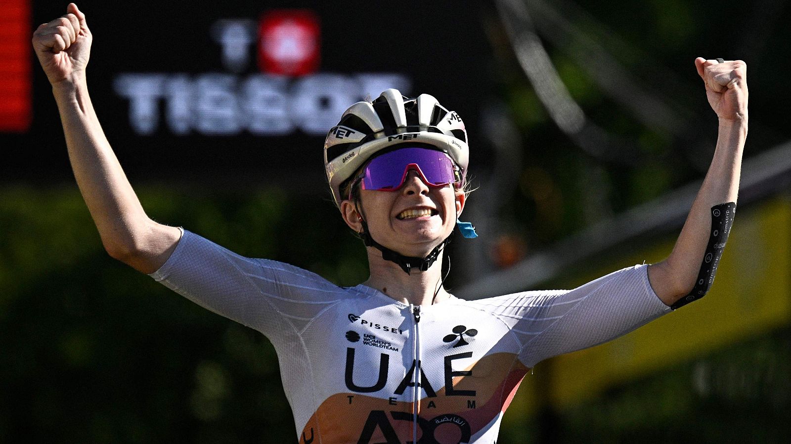 Maeva Squiban firma un espectacular doblete en el Tour en su segunda exhibición consecutiva en solitario