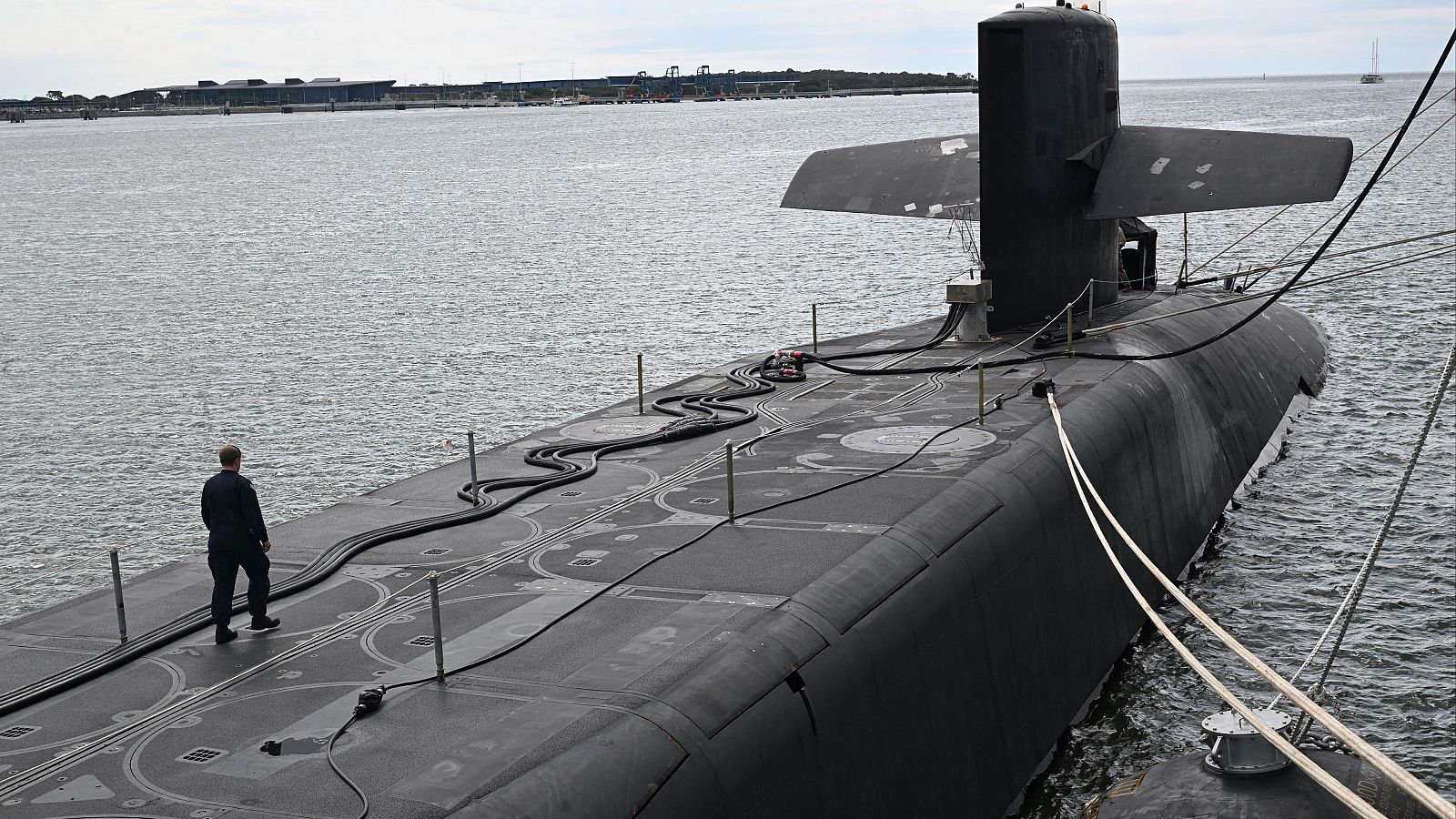 Trump anuncia que desplegará submarinos nucleares cerca de Rusia tras las advertencias de Medvédev contra EE.UU.