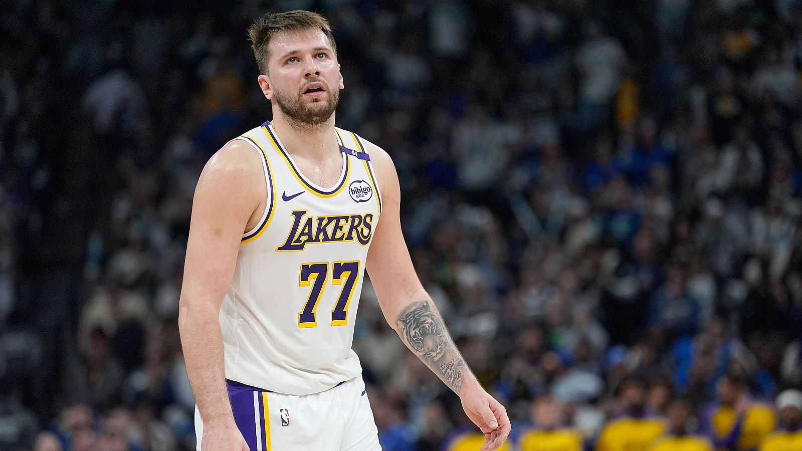 Luka Doncic renueva con Los Ángeles Lakers hasta 2028
