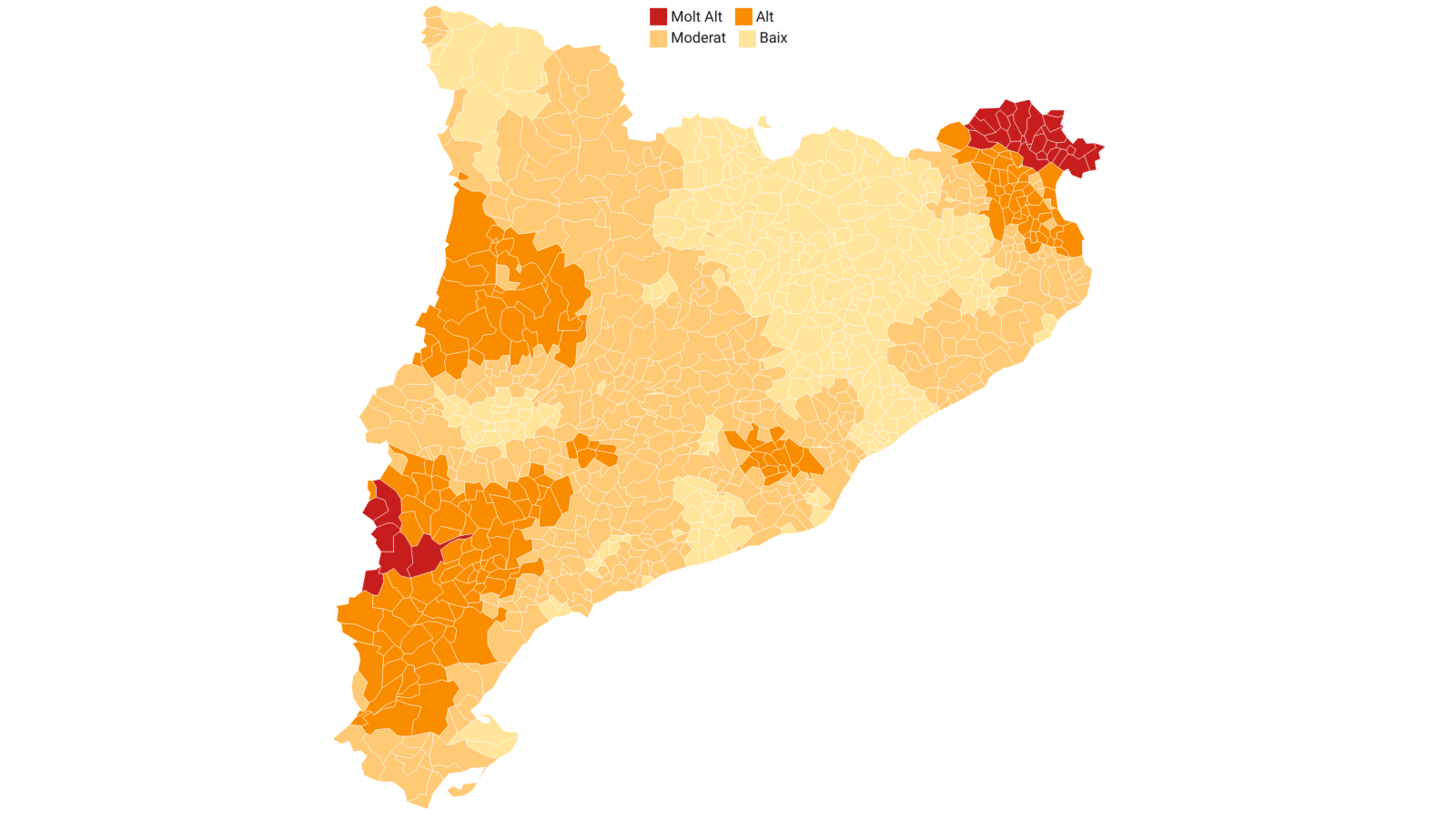 Mapa de riesgo de incendio en Cataluña el 5 de agosto, mostrando niveles de riesgo: muy alto (rojo oscuro), alto (naranja), moderado (amarillo claro) y bajo (amarillo pálido).