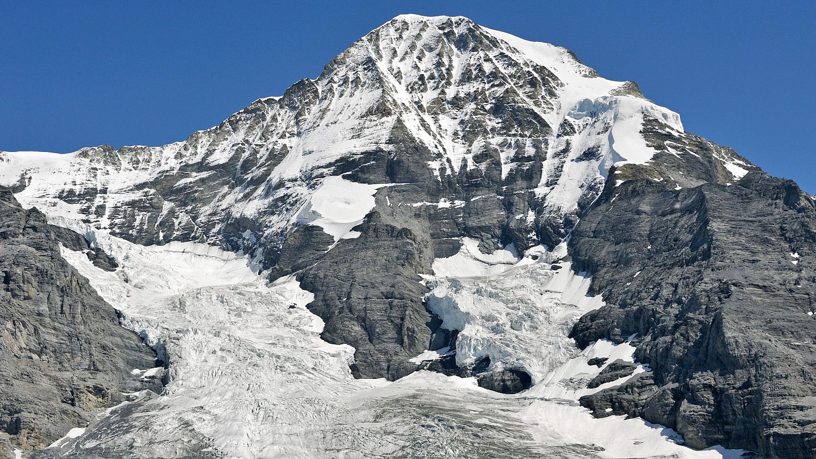 Muerte un alpinista catalán en los Alpes Suizos.
