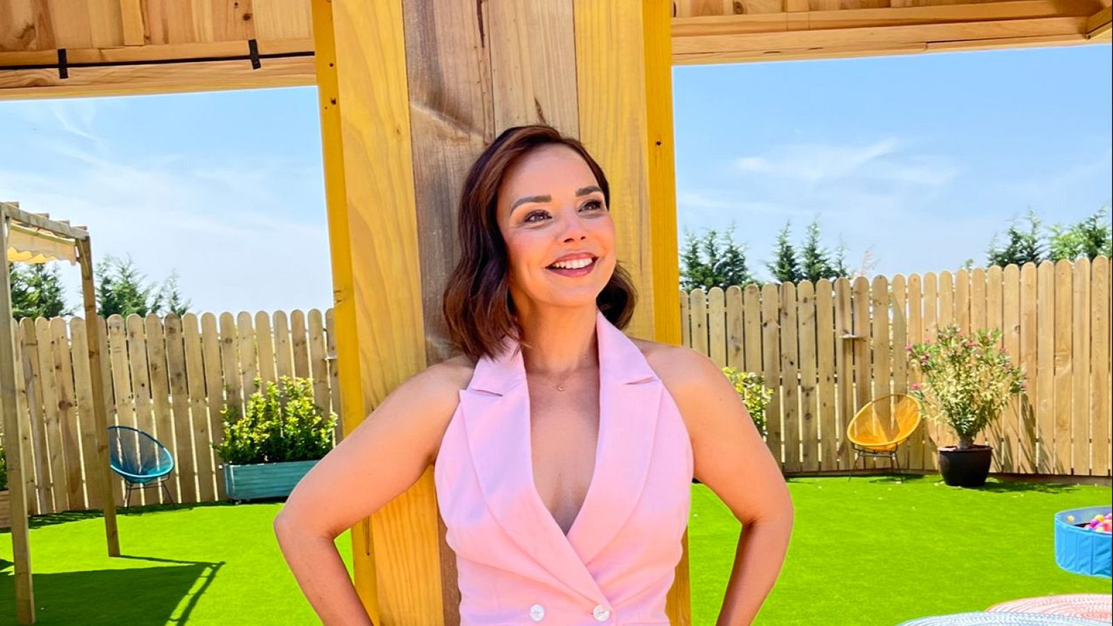 Chenoa presenta 'Dog House'