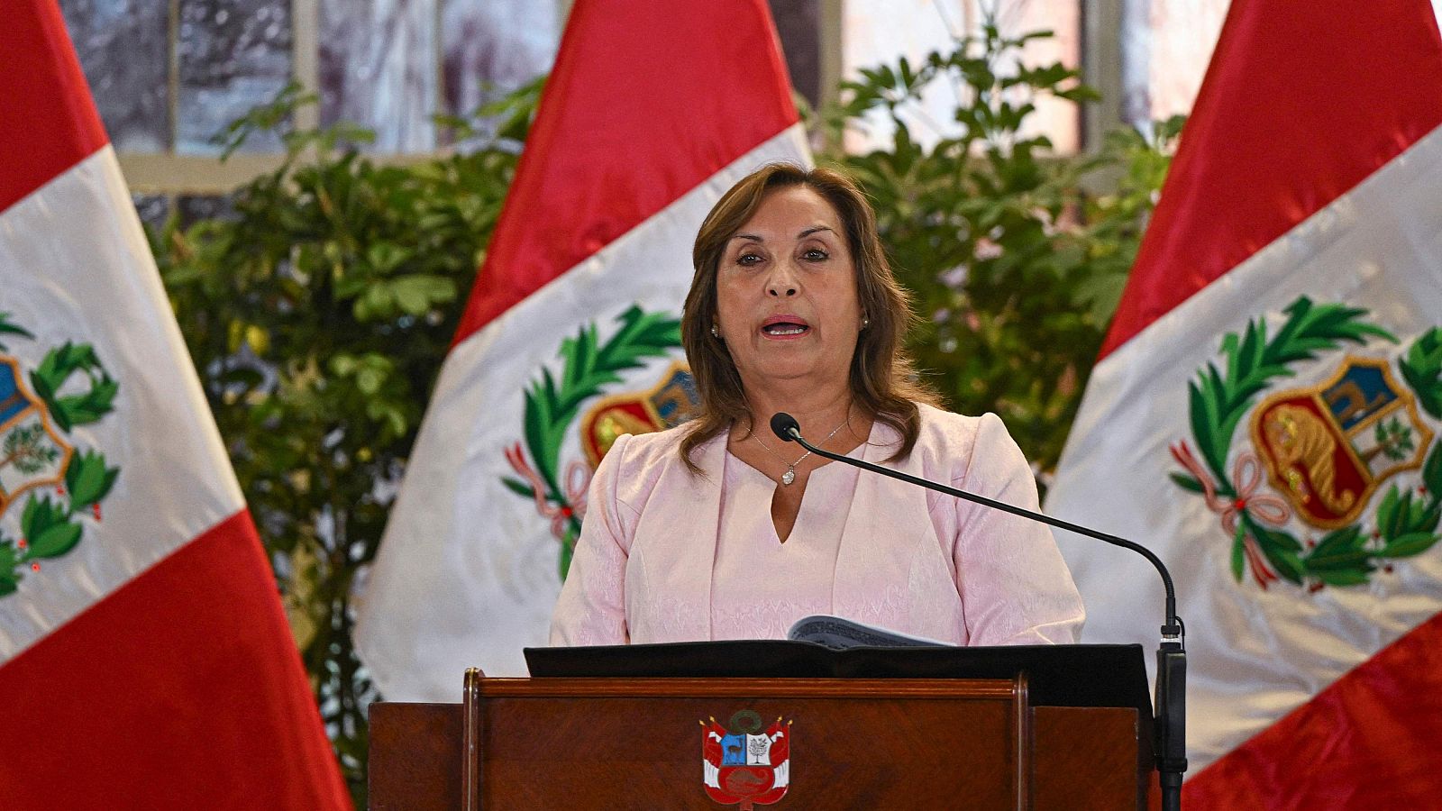 El Tribunal Constitucional de Perú suspende todas las investigaciones contra la presidenta Boluarte