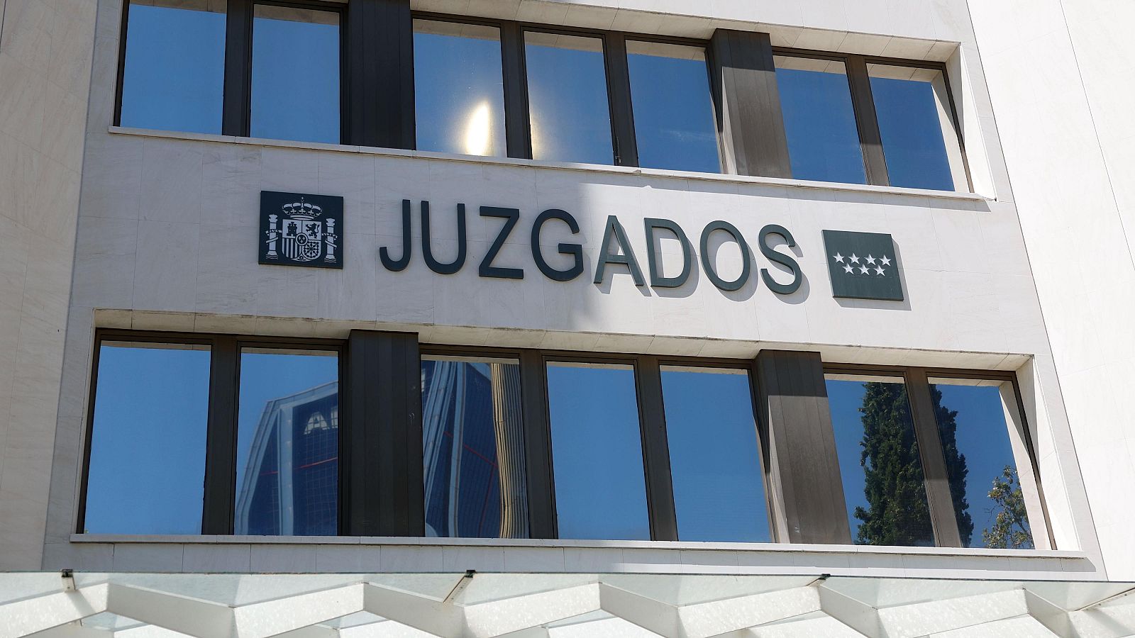 Vista de la fachada de los juzgados de la plaza de Castilla, donde se ubica el Juzgado de Instrucción 41 de Madrid