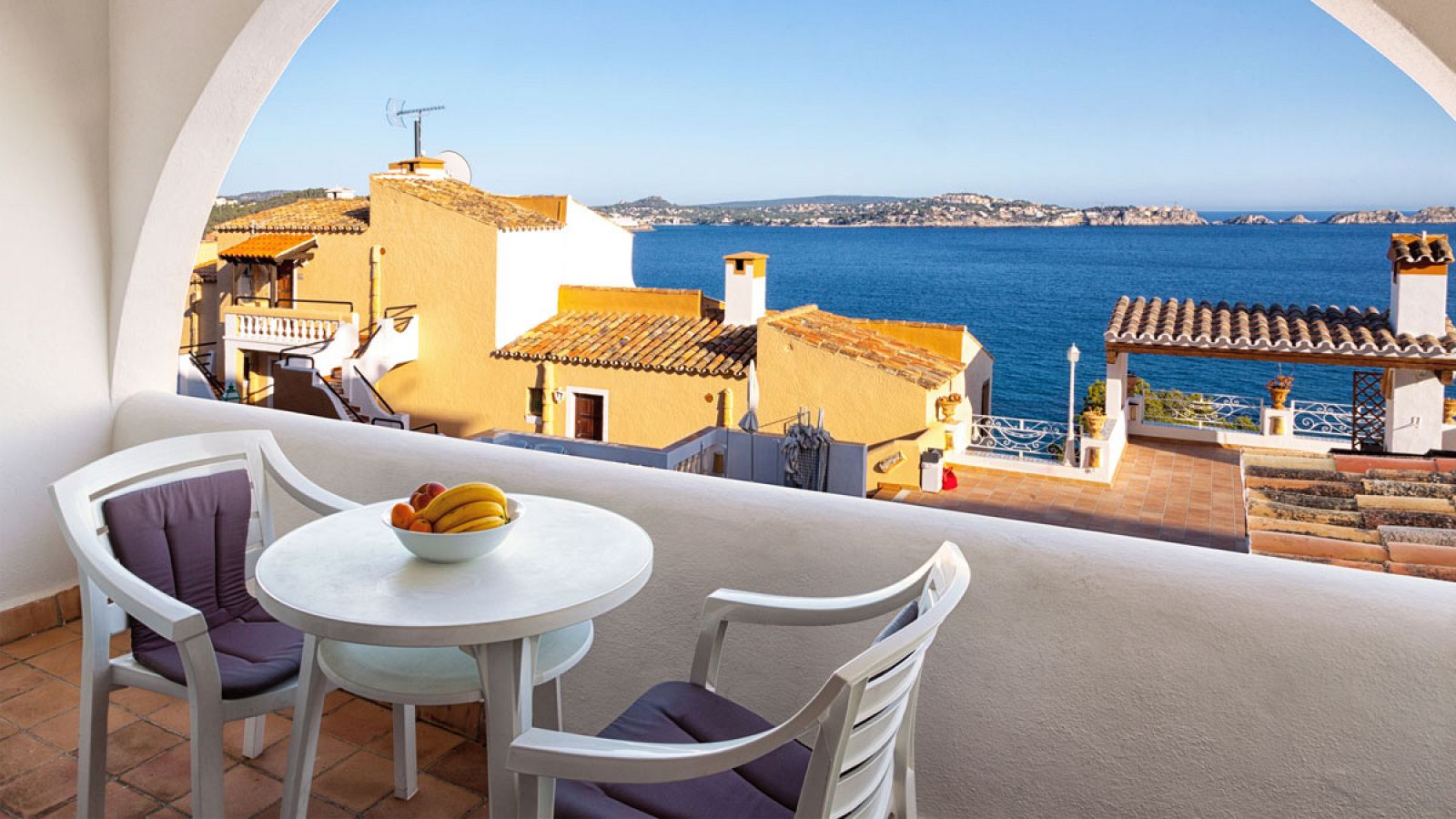 Terraza de un apartamento con vistas al mar