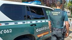 Un hombre con varias escopetas se atrinchera en su casa de Agost, Alicante