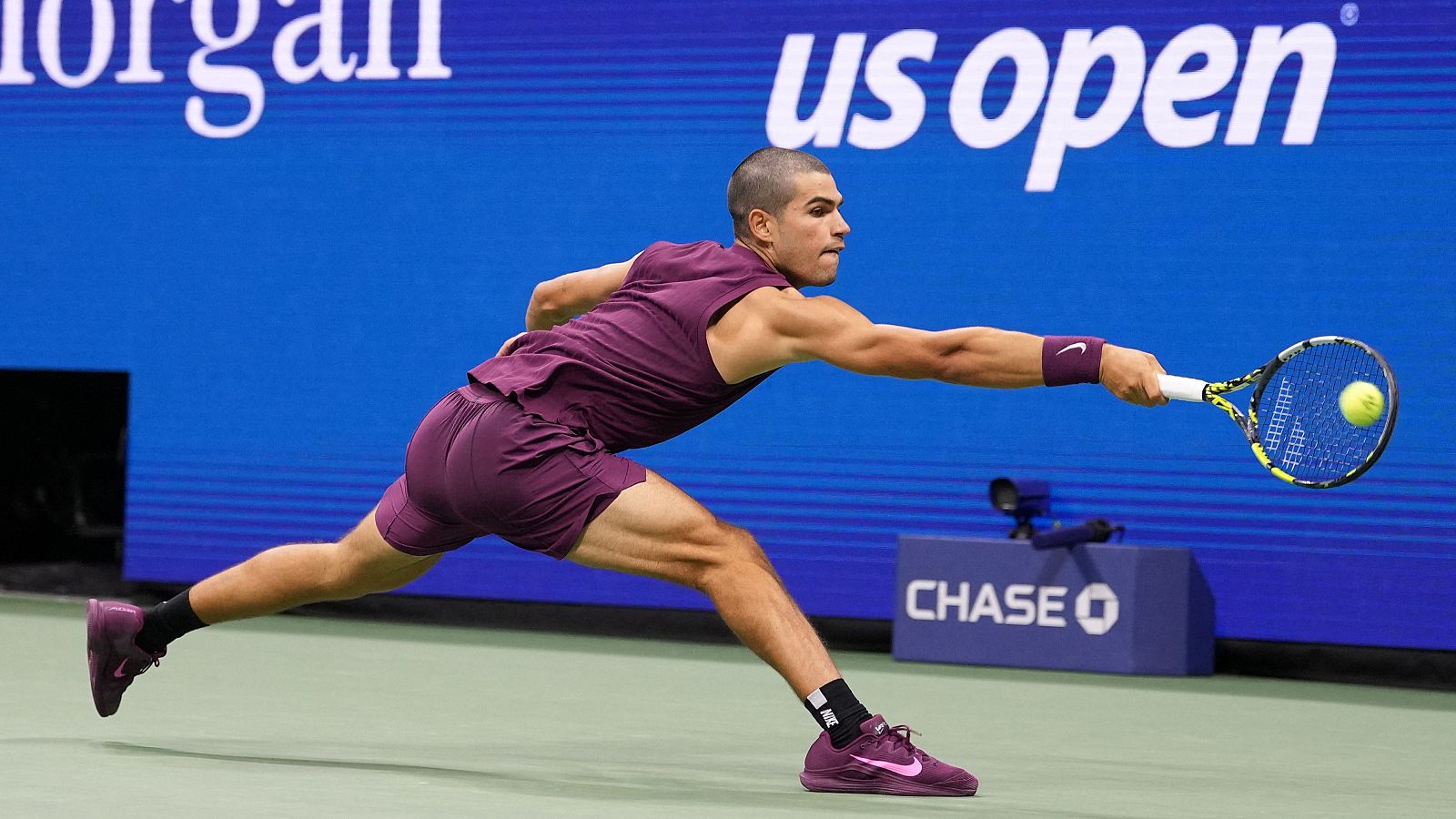 El tenista Carlos Alcaraz durante el partido contra Mattia Bellucci en el US Open