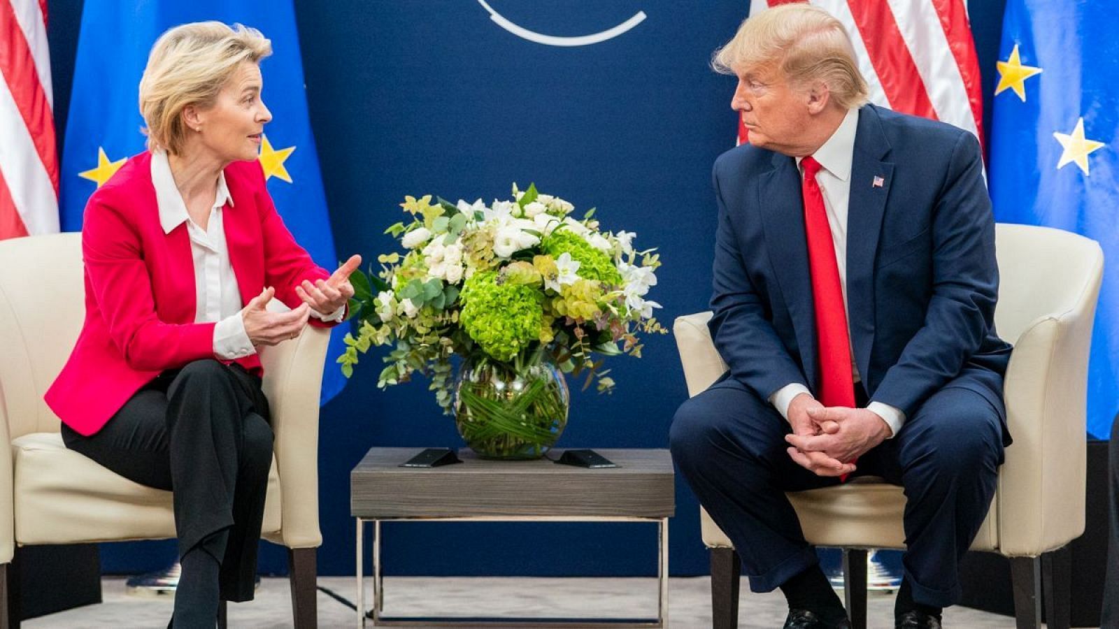 Donald Trump y Ursula von der Leyen en una reunión