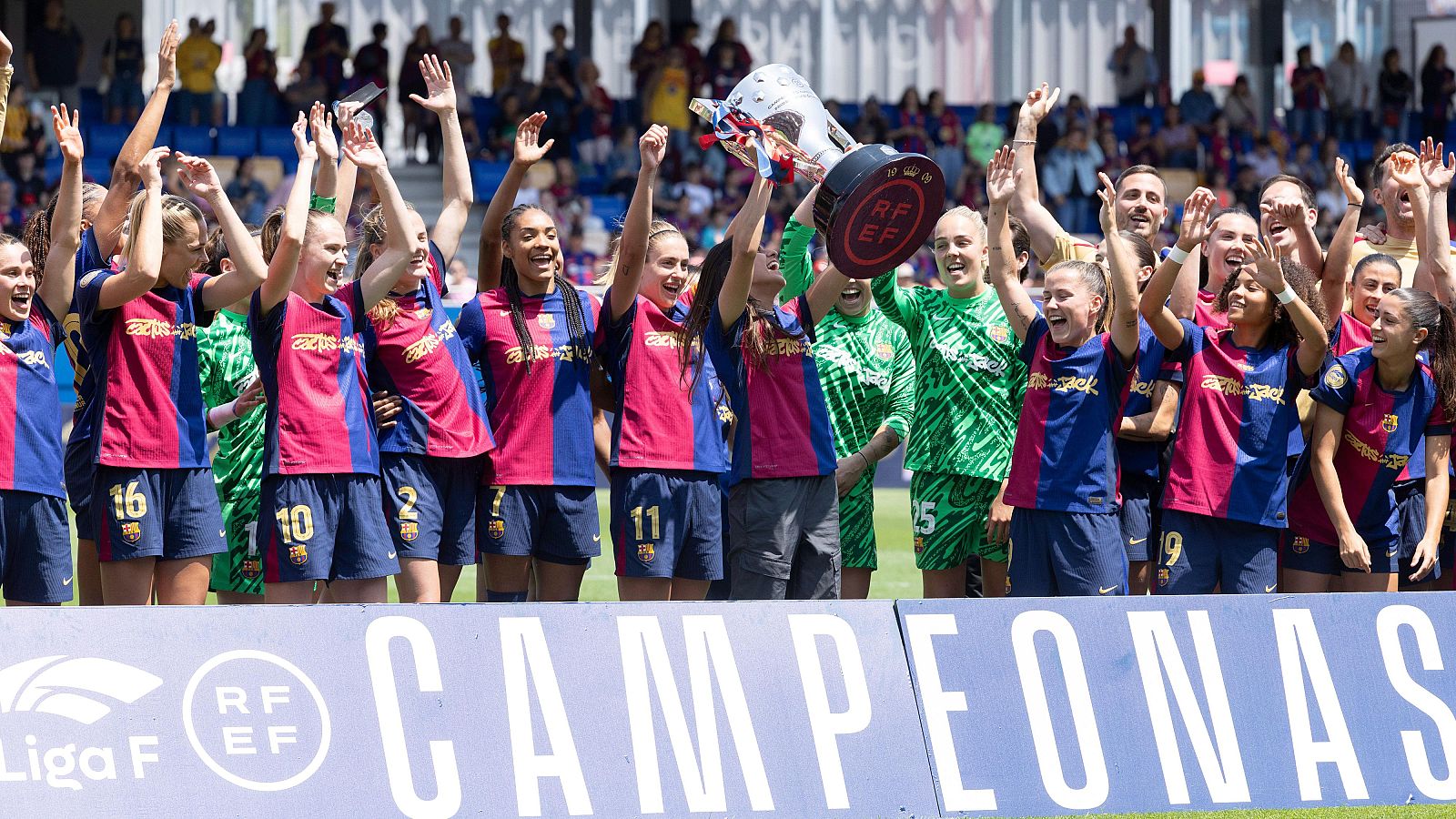 Comienza una Liga F con muchas novedades: VAR bajo demanda y todos los estadios de césped natural