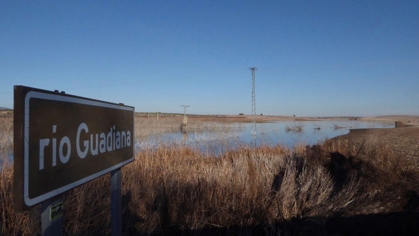 El Parque Nacional de las Tablas de Daimiel apenas tiene 500 hectáreas encharcadas de las 1.850 totales.