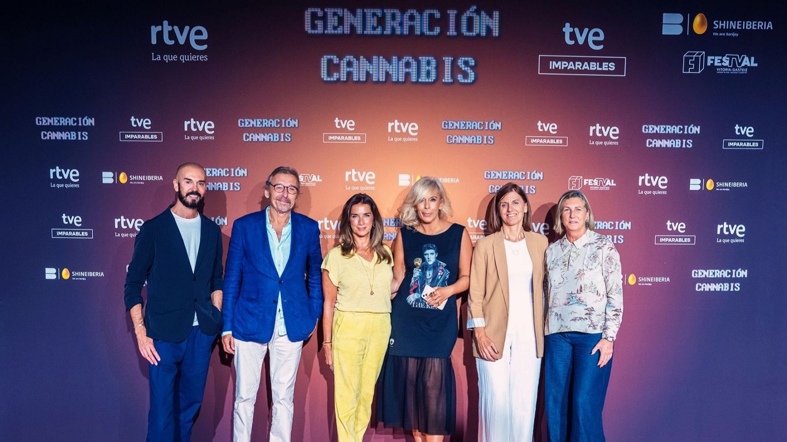 Foto de familia presentación 'Generación Cannabis' en FesTVal Vitoria 2025