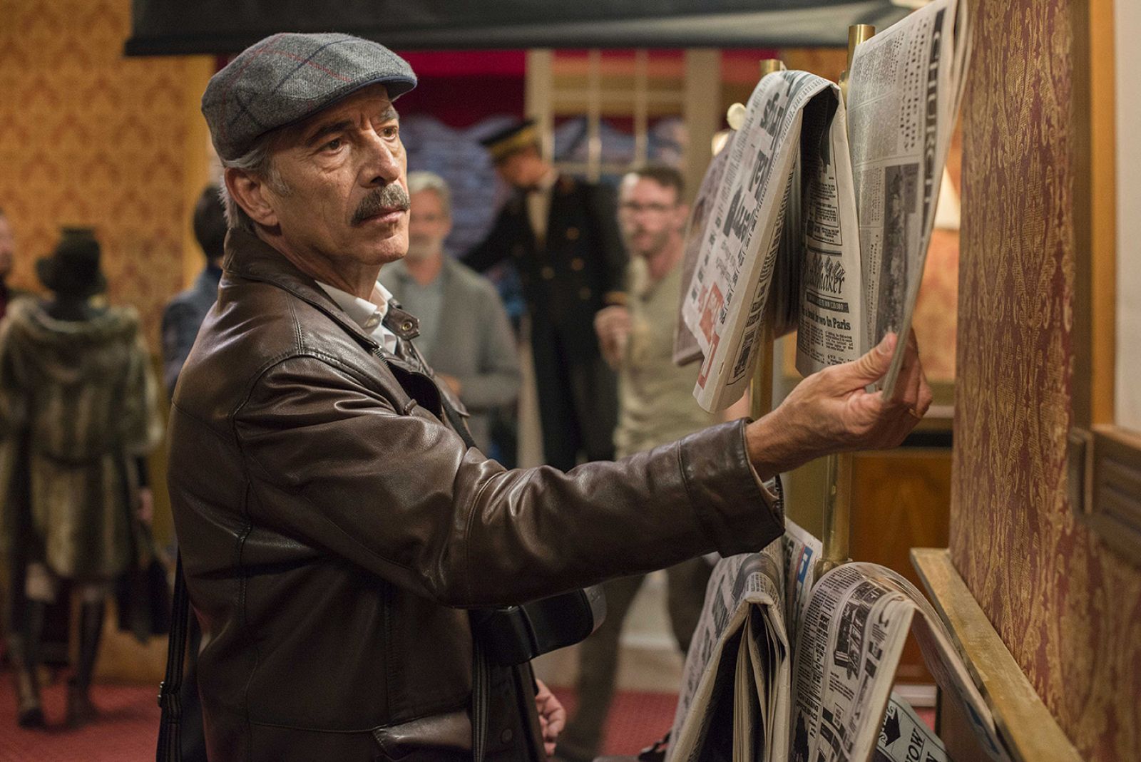 Antonio, en busca de noticias de su hija