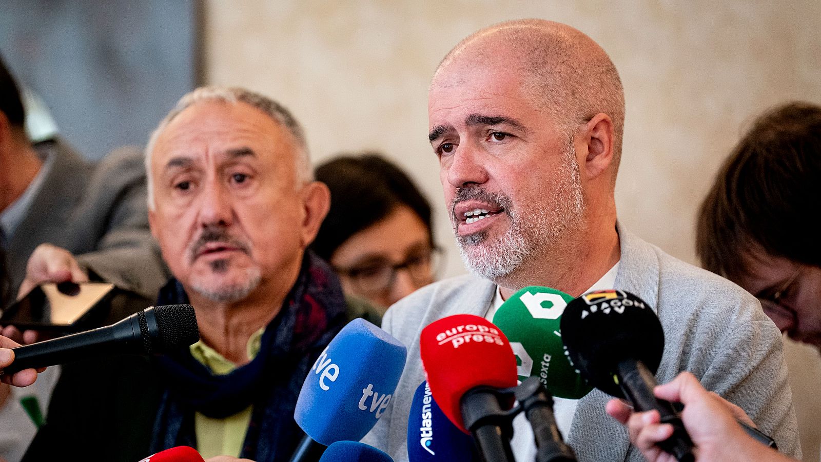 UGT y CC.OO. reclaman que el control horario se apruebe en el próximo Consejo de Ministros: "Sin excusas y sin retrasos"