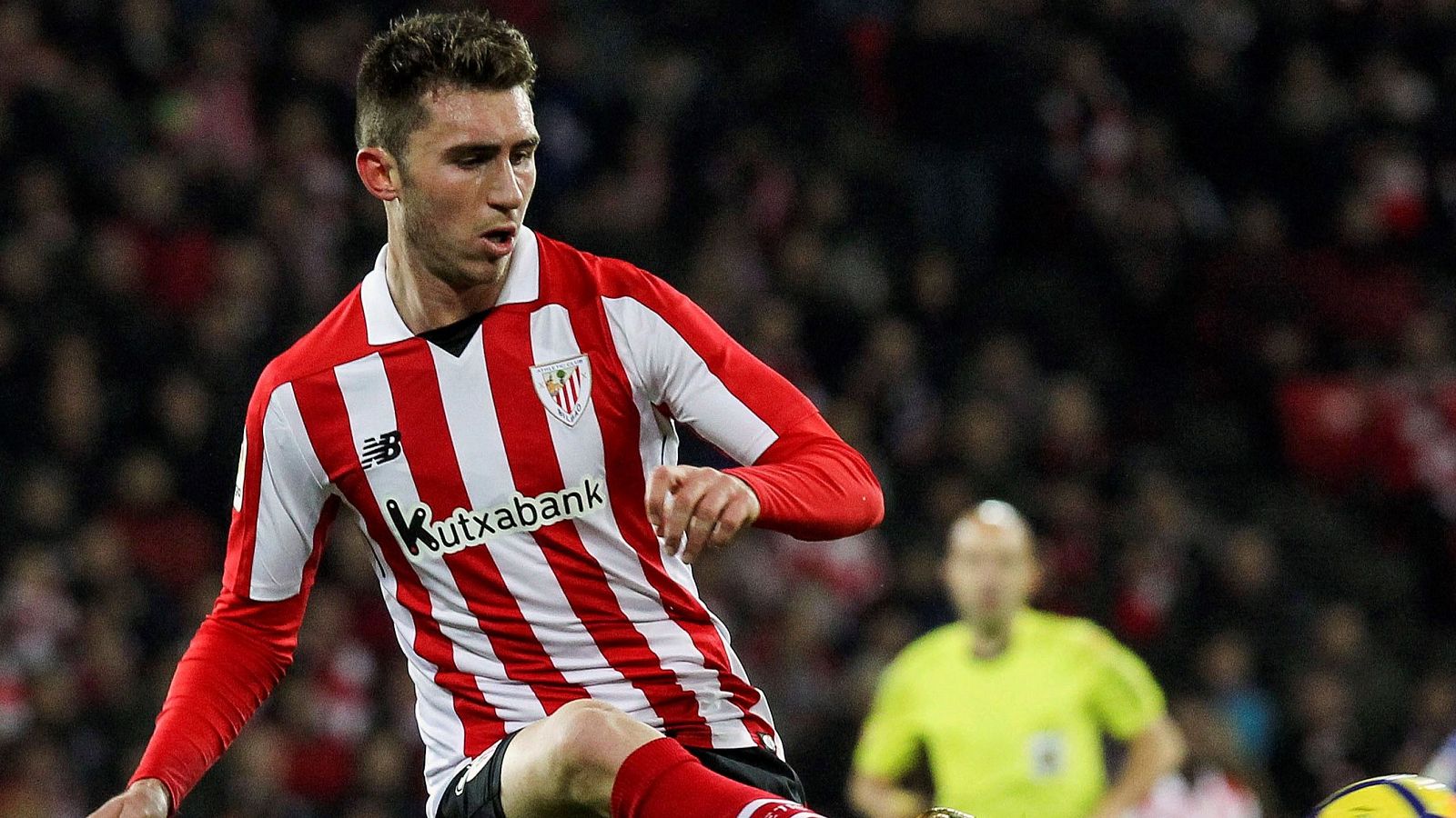 Laporte, en un partido durante su primera etapa como futbolista del Athletic Club