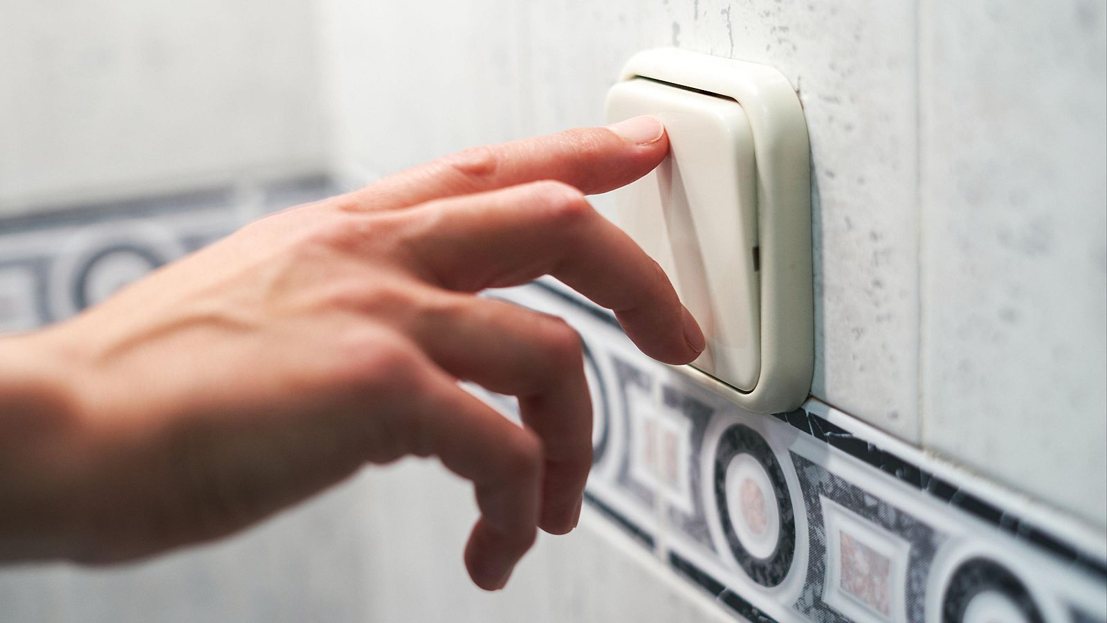 El Gobierno propone 12 medidas para luchar contra la pobreza energética a través de la ENPE 2025-2030