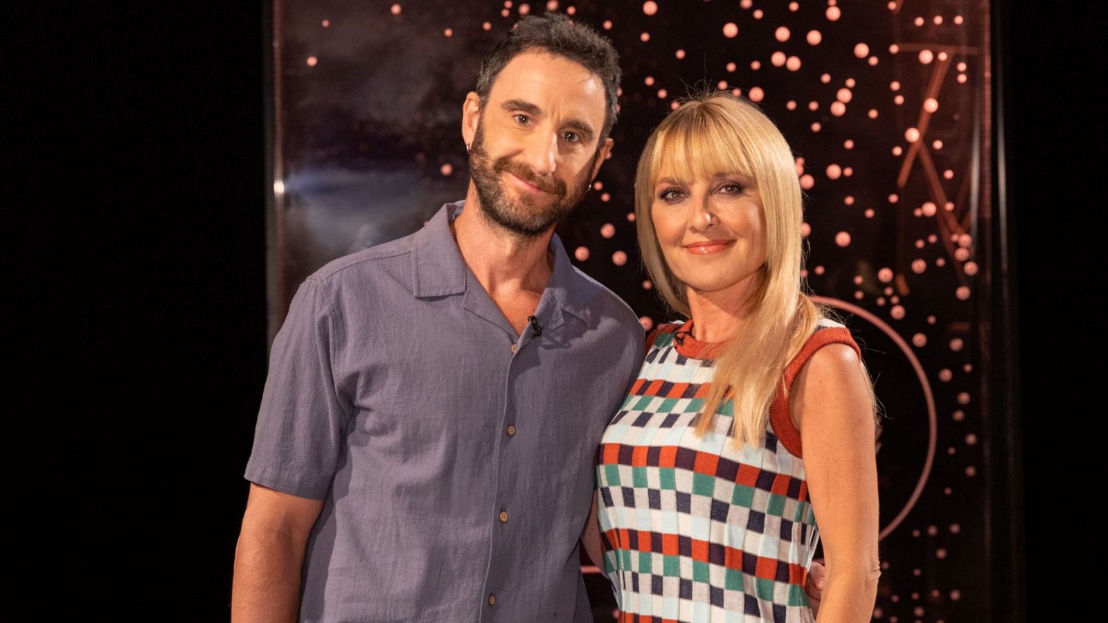 Cayetana Guillén Cuervo recibe a Dani Rovira