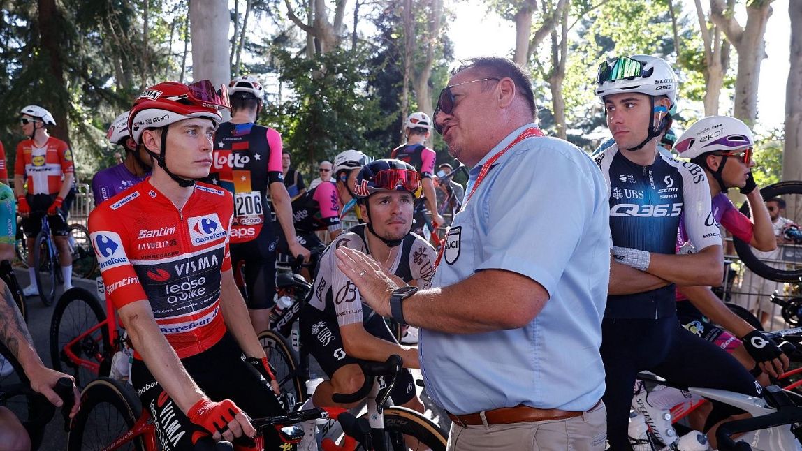 Julia's form a canvas of erotic art