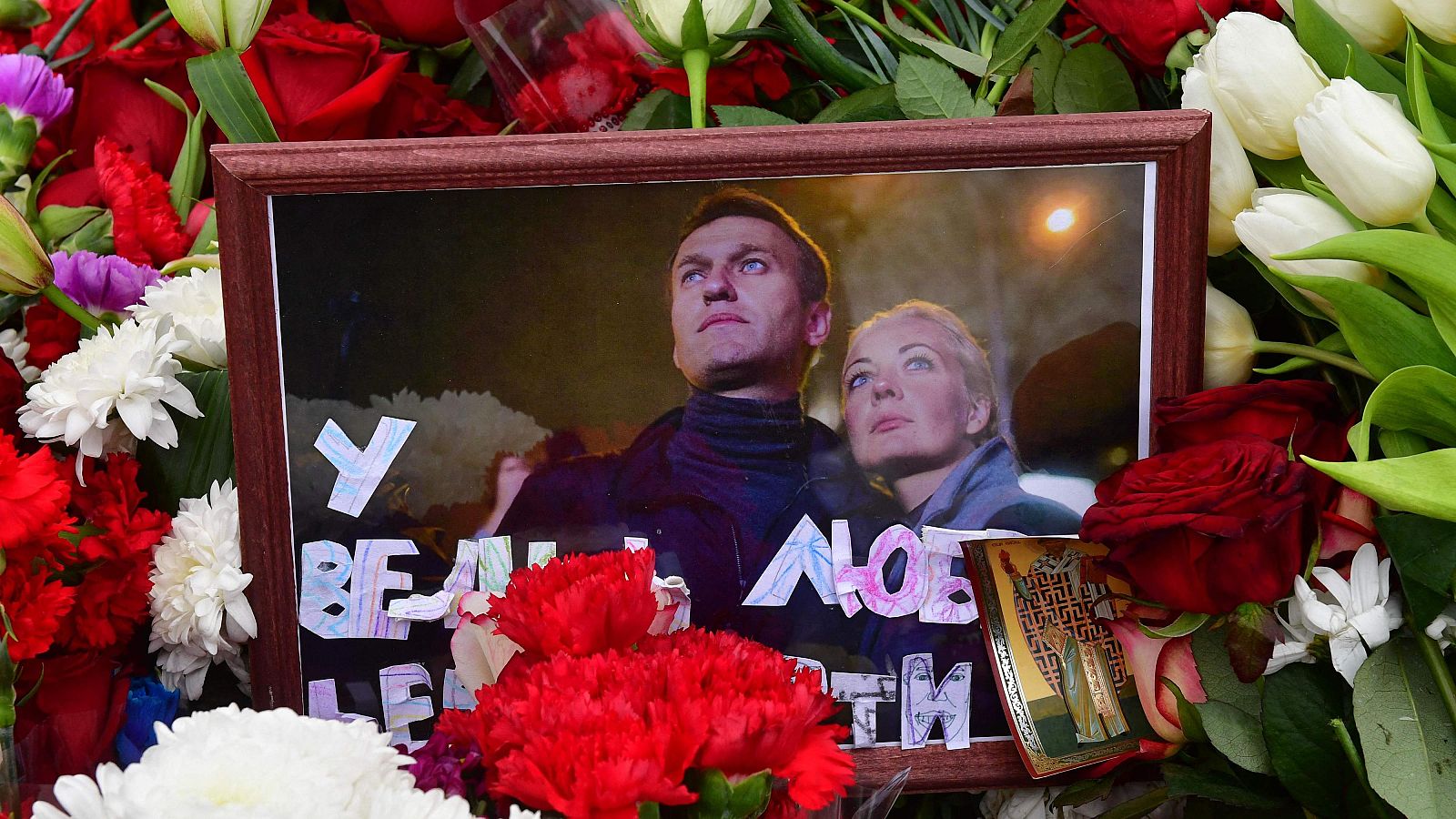 La viuda de Navalni asegura que varios exámenes médicos demuestran que su marido fue "envenenado"