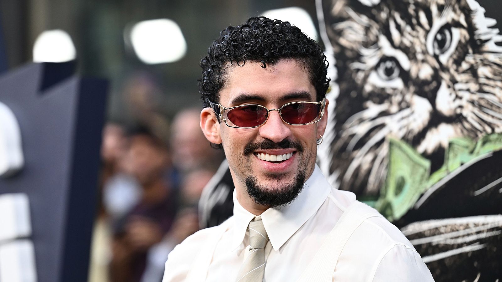 Imagen de archivo de Bad Bunny en una alfombra roja