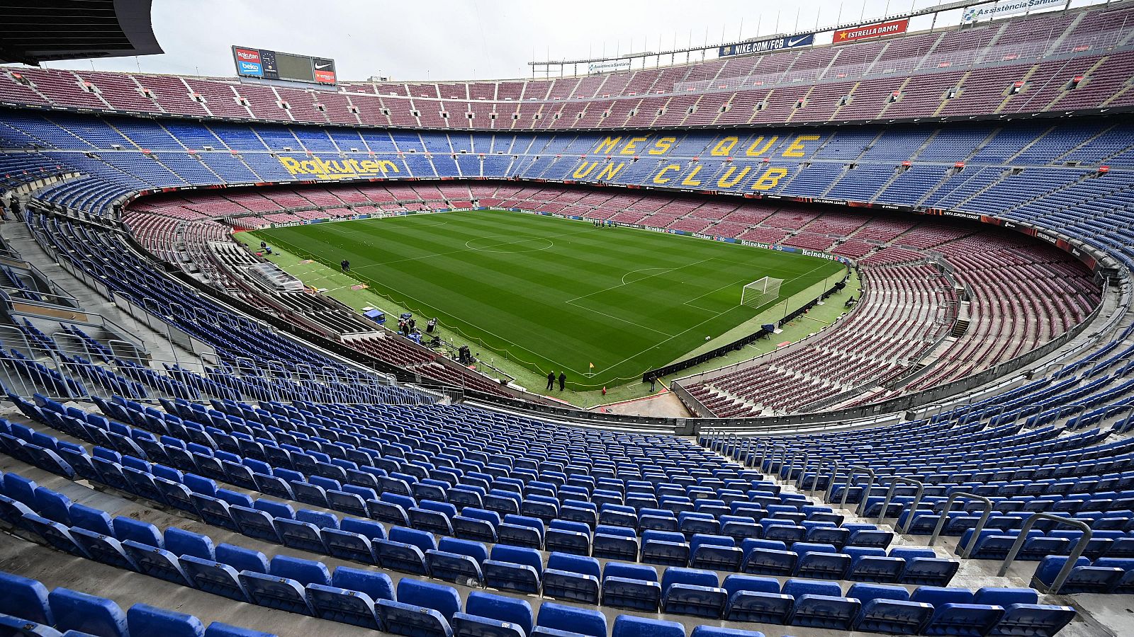 Así está el Camp Nou a día de hoy.