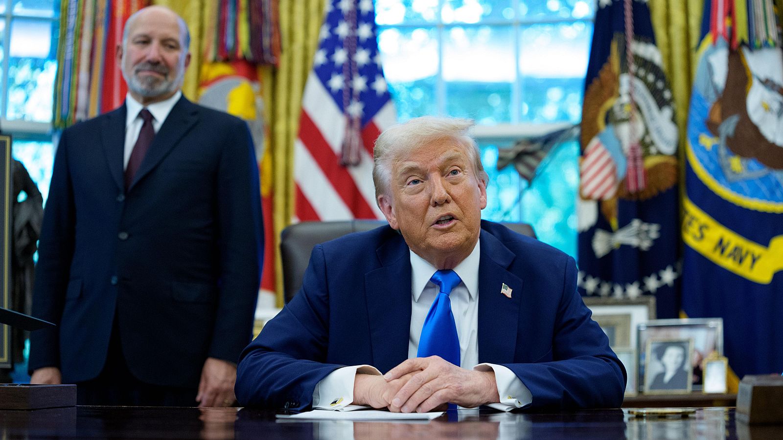 Trump impondrá una tarifa de 100.000 dólares para una de las visas de trabajo más utilizadas en el sector tecnológico