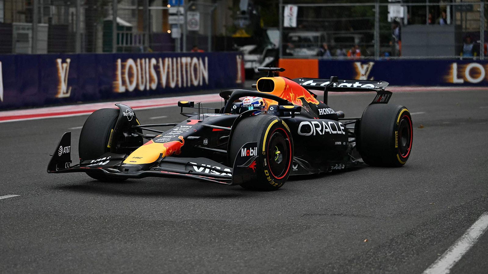 Verstappen en Baku