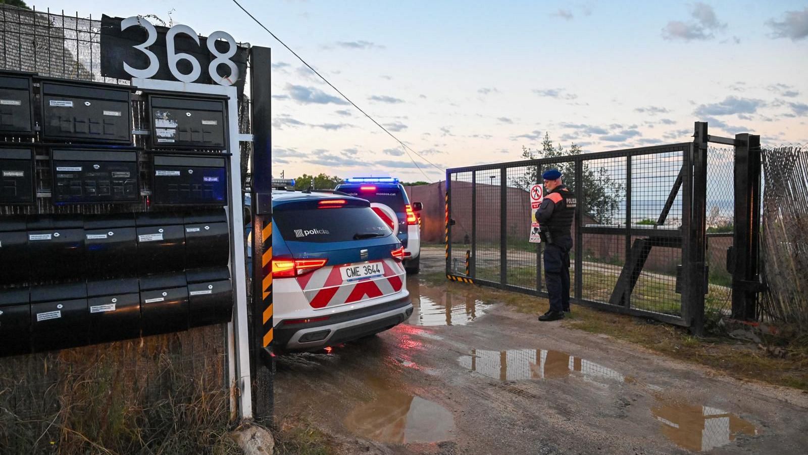 Macrodispositiu policial per desallotjar el càmping il·legal de Mataró