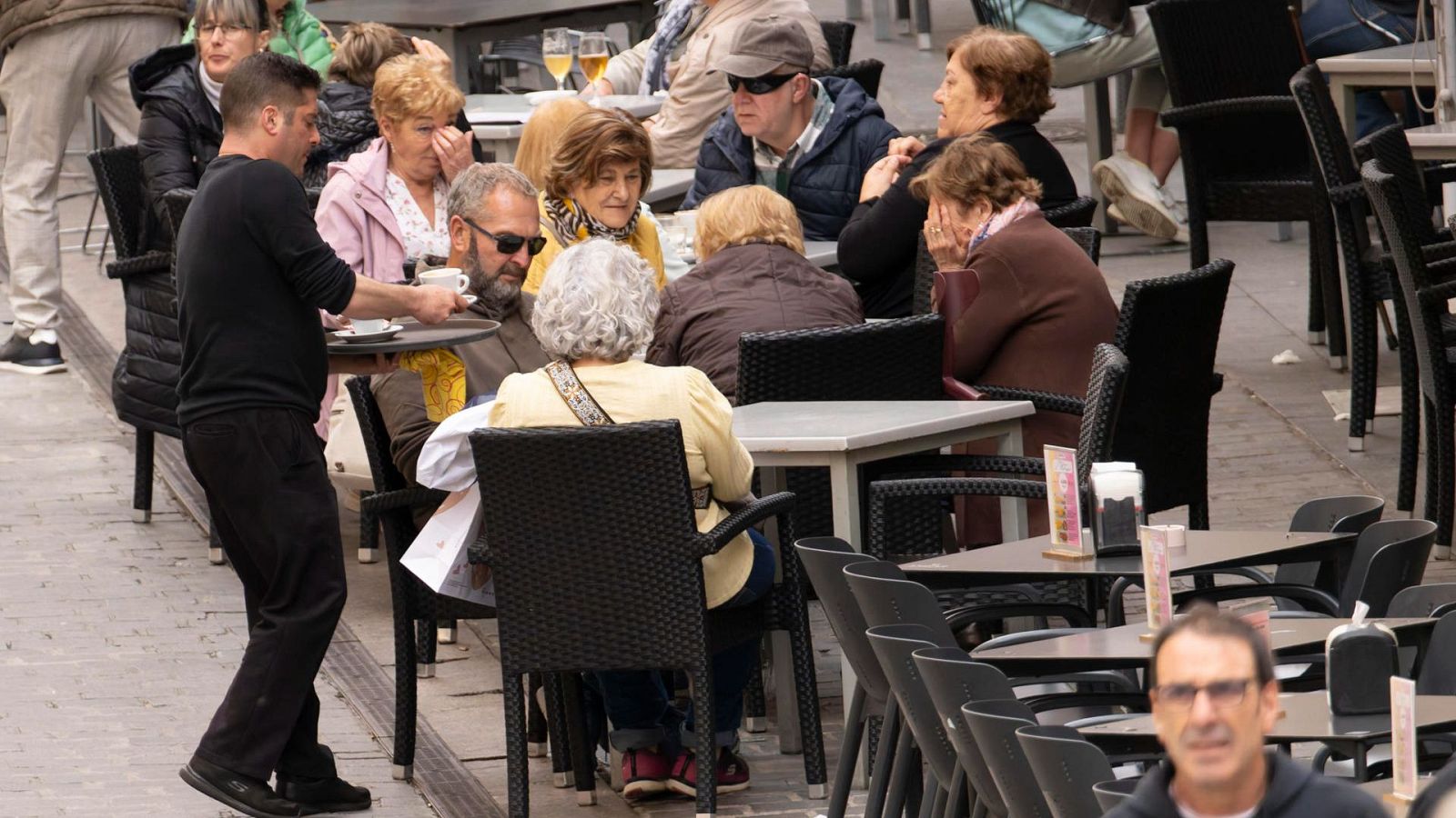 La jornada media de los convenios ronda las 37,8 horas, cerca de la fijada en el proyecto que se vota en el Congreso