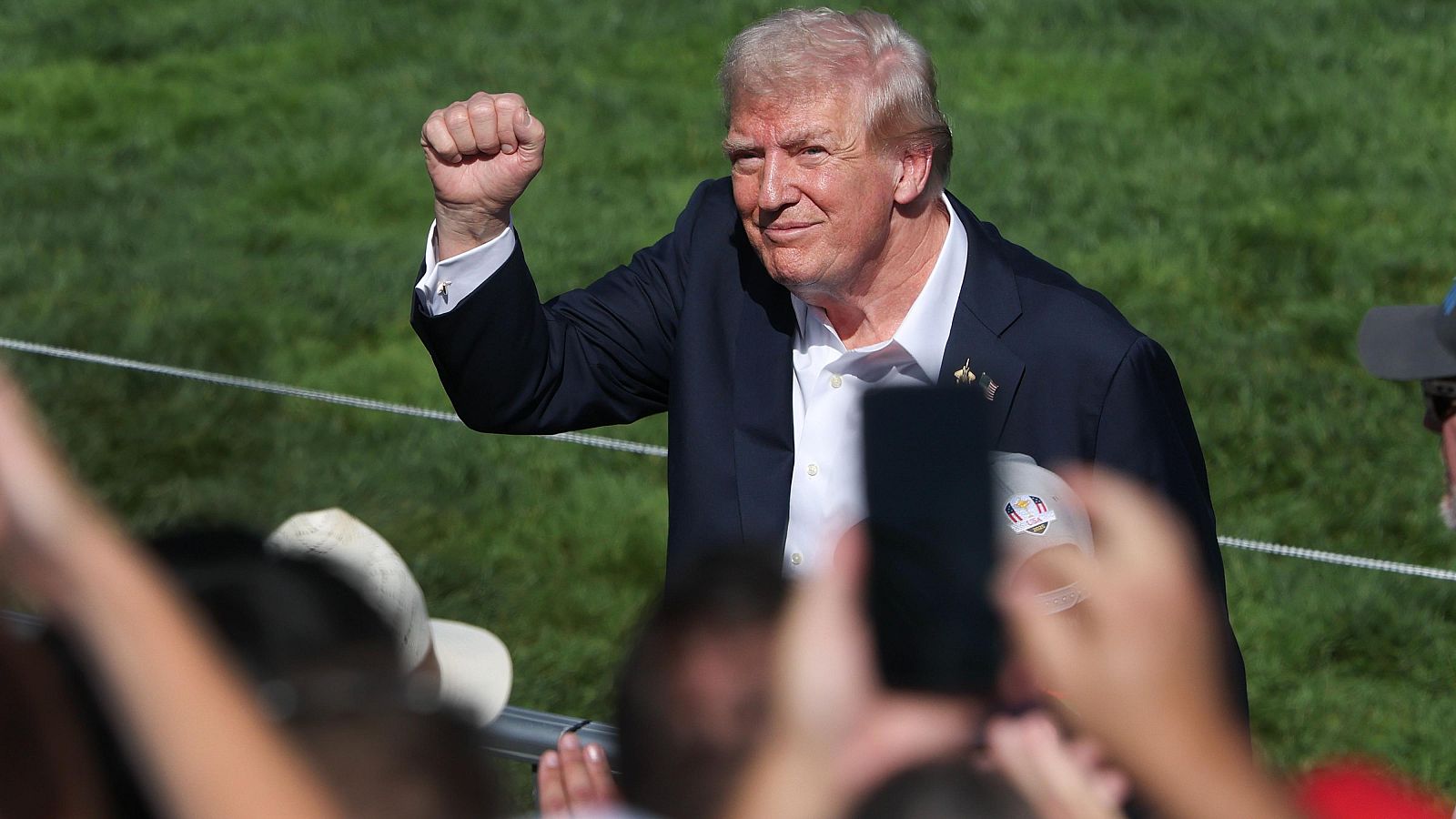 El presidente Donald Trump asiste a la Ryder Cup 2025 en Bethpage State Park, Farmingdale, Nueva York.